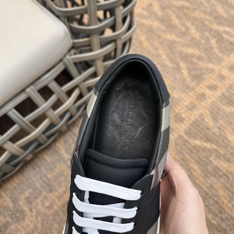 Burberry Low Shoes